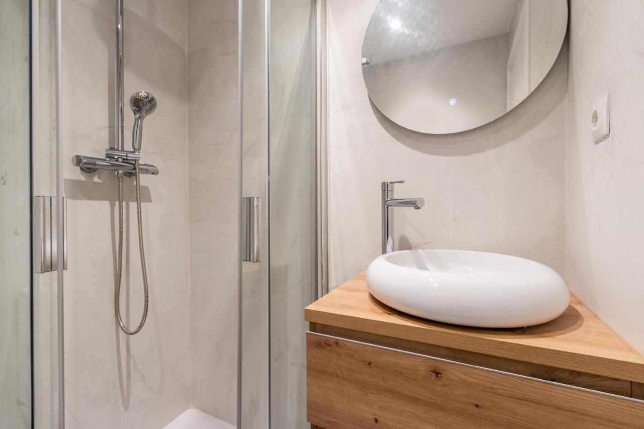 Exclusive Apartments Barcelona 4 Personas Torrella Terrassa Dış mekan fotoğraf